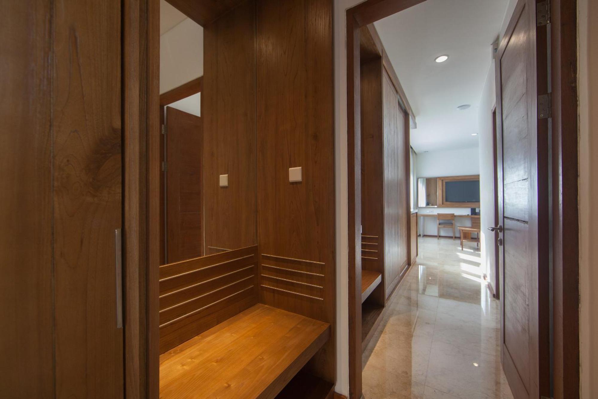 Legian Beach Hotel Dış mekan fotoğraf